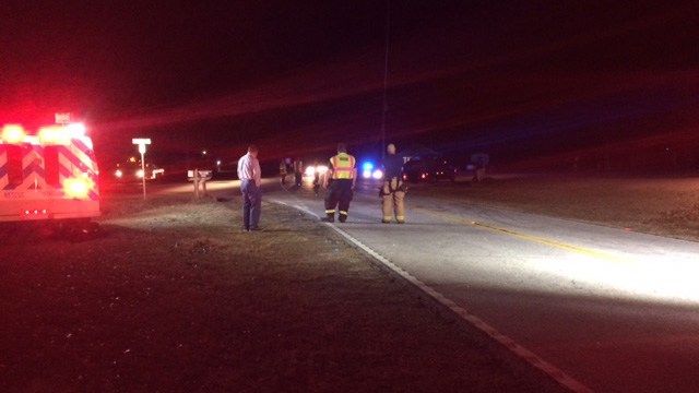 Scene of Pickens County crash on Anderson Hwy. (FOX Carolina /1/20/17)
