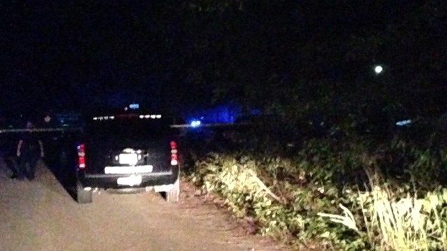 Officials respond to the scene of a shooting on Totteridge Drive. (Oct. 26, 2014/FOX Carolina)