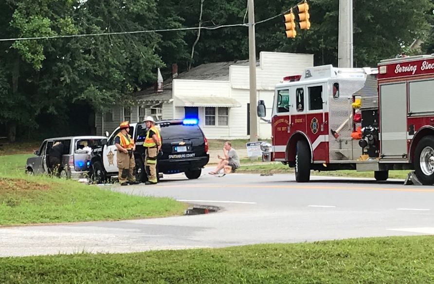 Troopers investigating crash involving Spartanburg County Sherif FOX